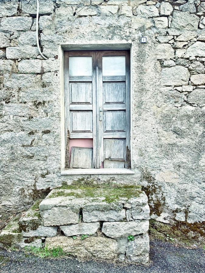 Calangianus La Vecchia Posta B&B מראה חיצוני תמונה